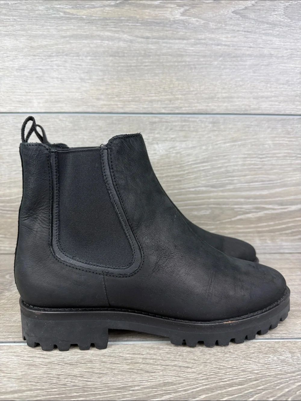 Thursday Boot Co “The Legend” Women’s Sz 8.5 Black Matte Leather Chelsea Boots
